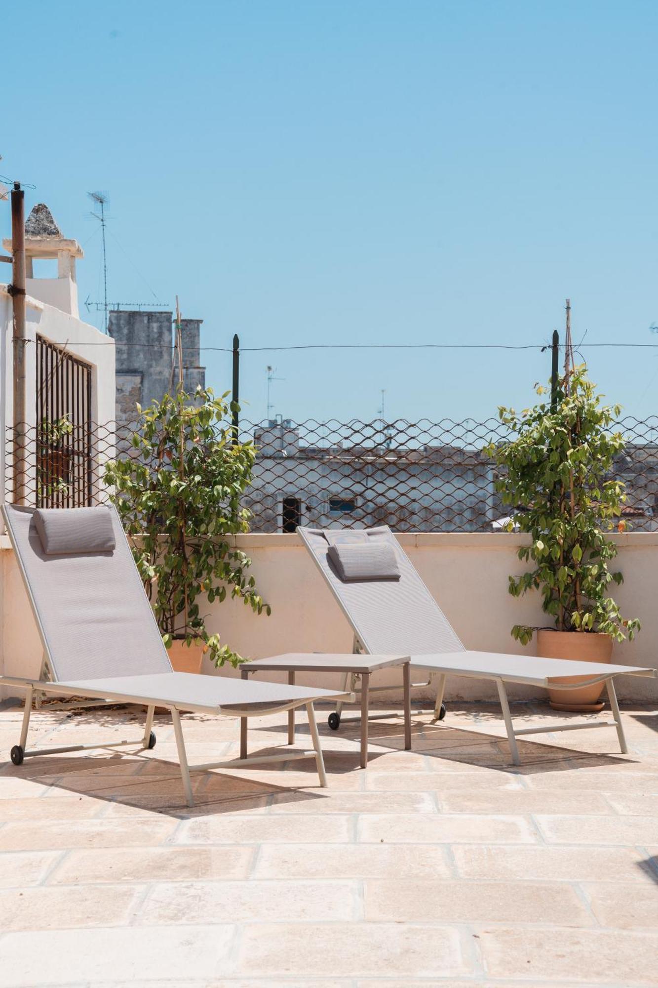 Lotus Apartment & Rooftop By Residence Colibri Lecce Exterior foto